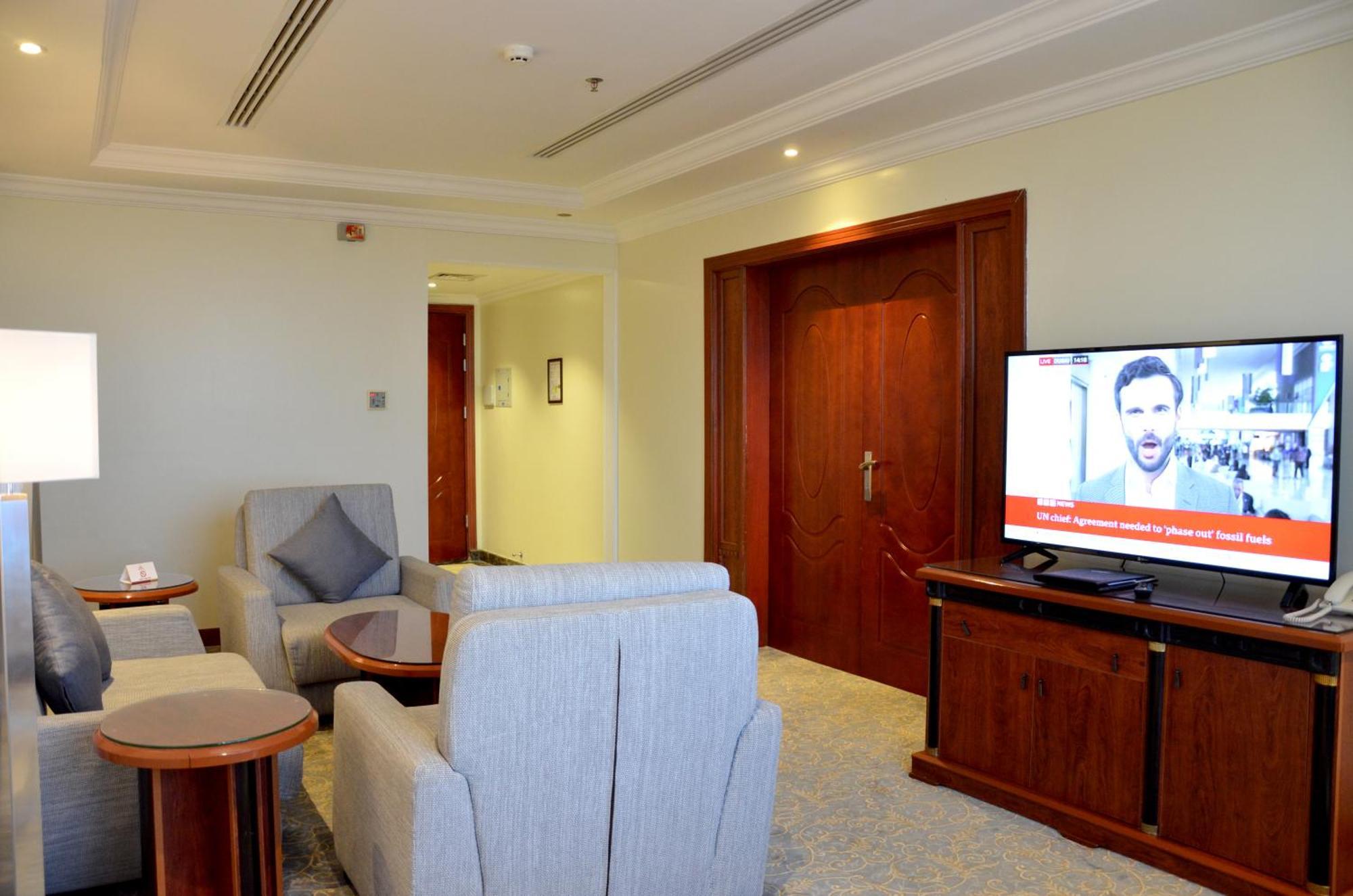 Crown Tower Hotel Jubail Exterior foto