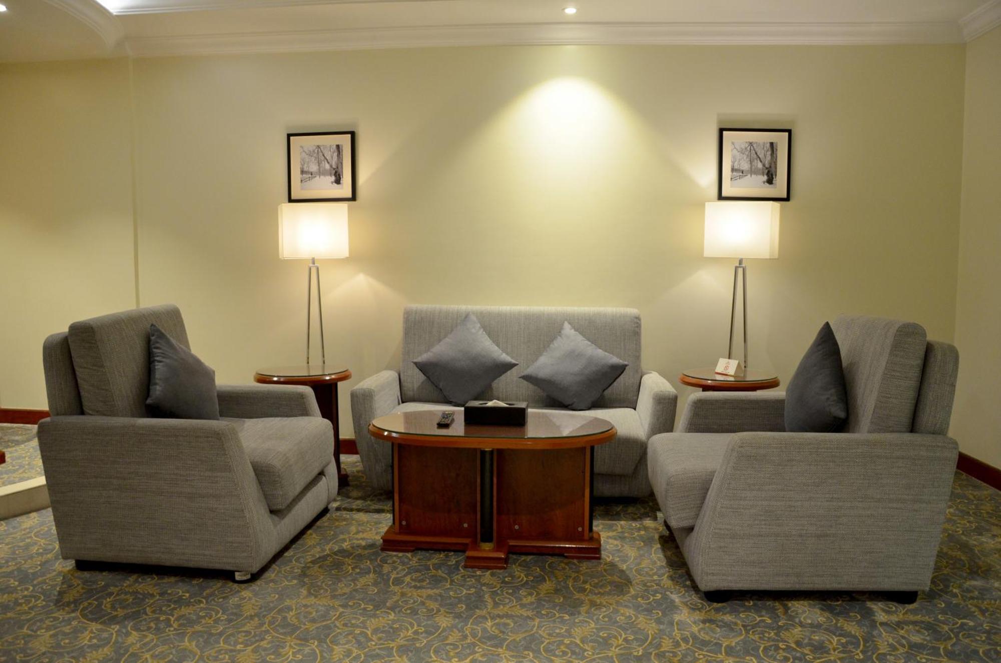 Crown Tower Hotel Jubail Exterior foto