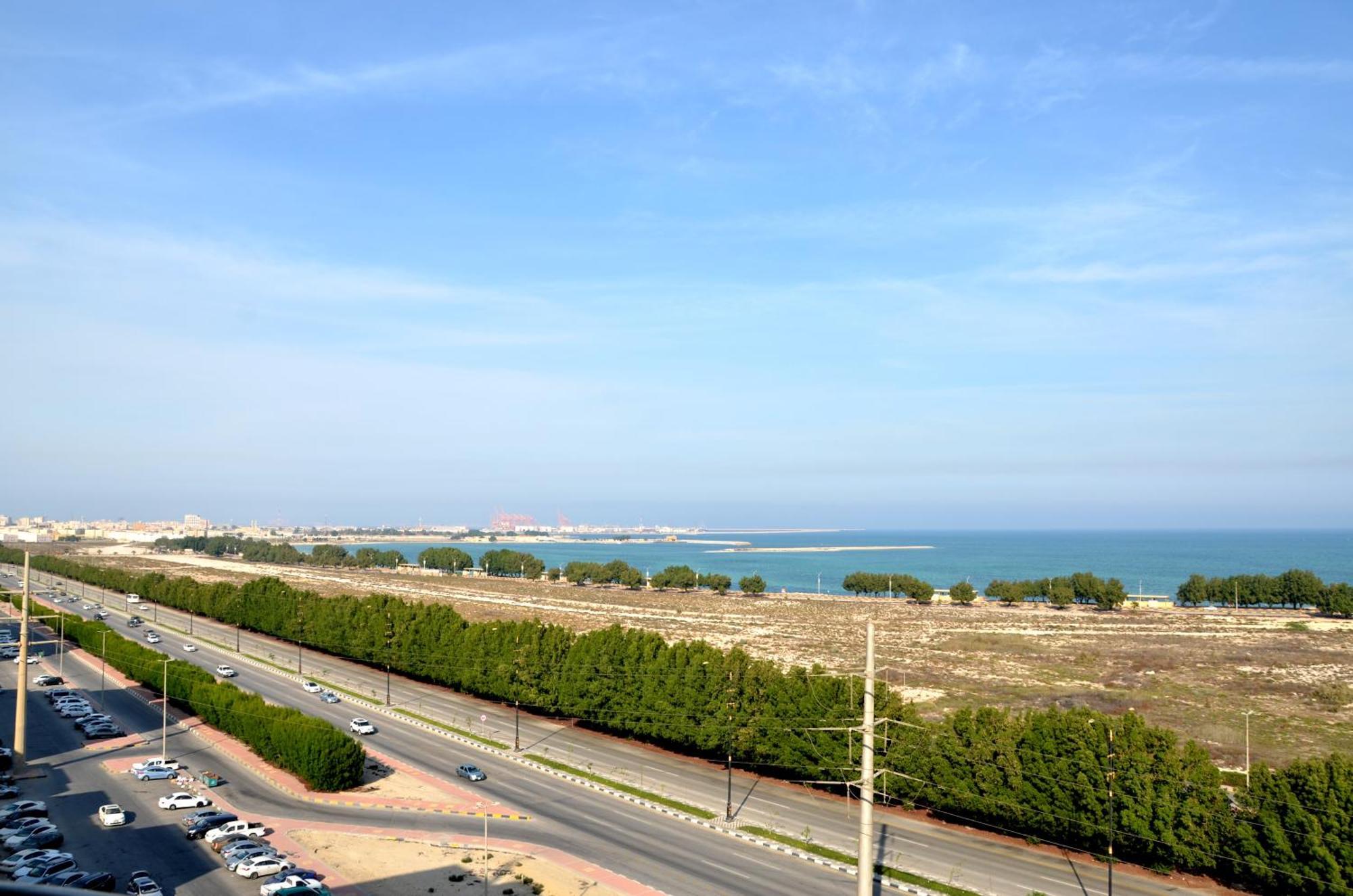 Crown Tower Hotel Jubail Exterior foto