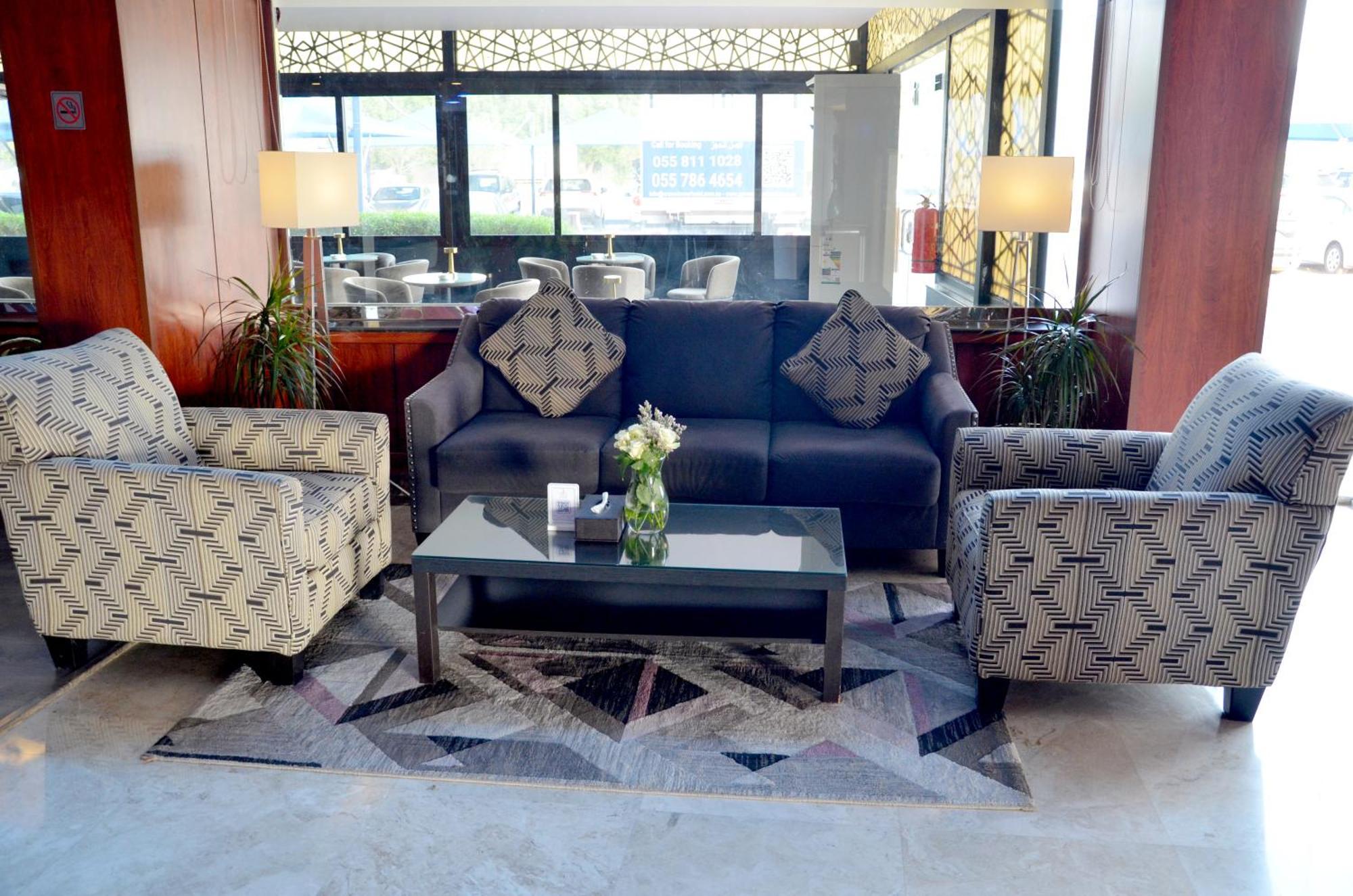 Crown Tower Hotel Jubail Exterior foto